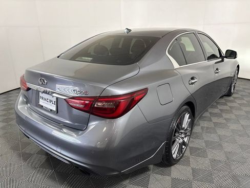 Used 2018 INFINITI Q50 Red Sport 400 w/ Sensory Package (Sport) RWD image 5