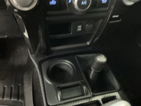 Used 2019 Toyota 4Runner TRD Off-Road Premium image 28