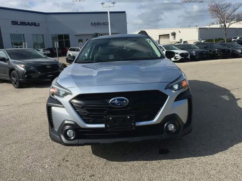 Certified 2025 Subaru Outback Onyx Edition image 3