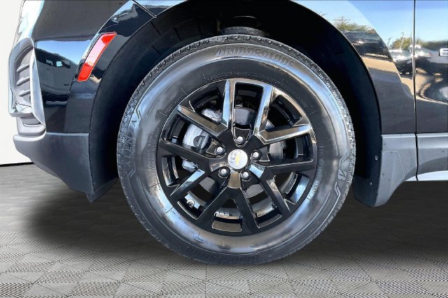 Used 2024 Chevrolet Equinox LT w/ LPO, Floor Liner Package AWD/4WD image 21