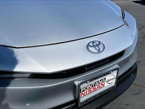 Used 2025 Toyota Prius LE image 30