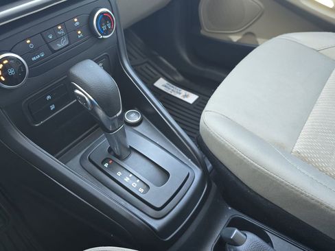 Used 2021 Ford EcoSport S image 22