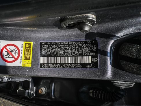 Used 2014 Lexus ES 350 w/ Luxury Package FWD image 19
