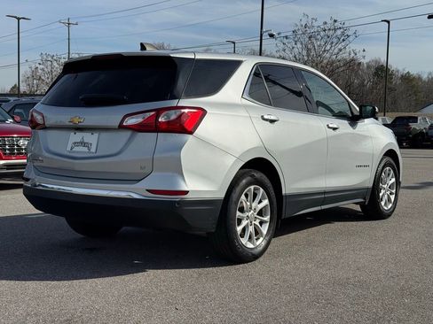 Used 2018 Chevrolet Equinox LT image 10