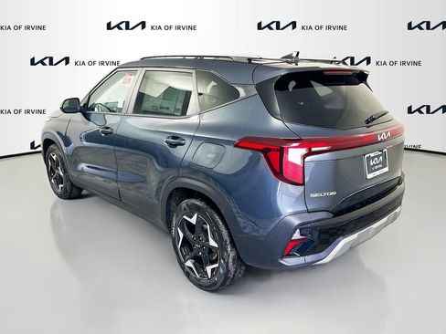 New 2026 Kia Seltos S FWD image 5