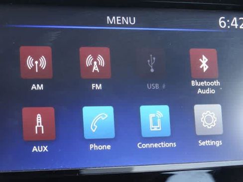 Used 2025 Nissan Versa SV FWD image 19