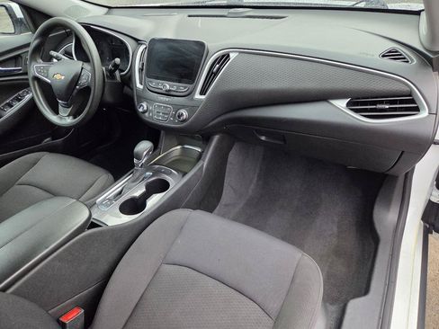Used 2023 Chevrolet Malibu LT FWD image 15