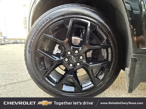 Used 2026 Chevrolet Traverse RS w/ LPO, Floor Liner Package AWD/4WD image 10