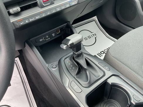 Used 2025 Kia K4 FWD image 9