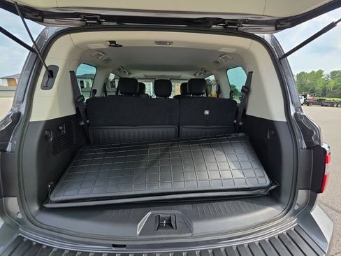 Used 2023 Nissan Armada SL w/ Cargo Package AWD/4WD image 32