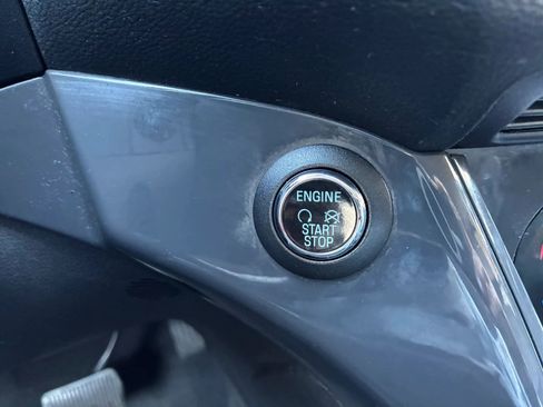 Used 2015 Ford Escape Titanium image 25