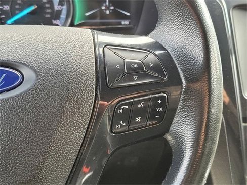 Used 2018 Ford Explorer XLT w/ Equipment Group 202A image 25