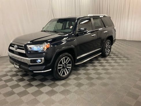 Used 2022 Toyota 4Runner Limited AWD/4WD image 9