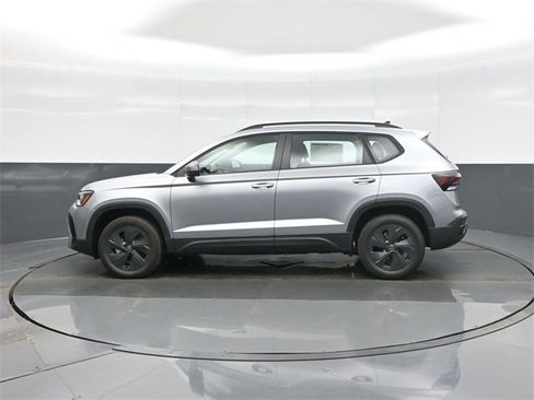 New 2026 Volkswagen Taos S image 4