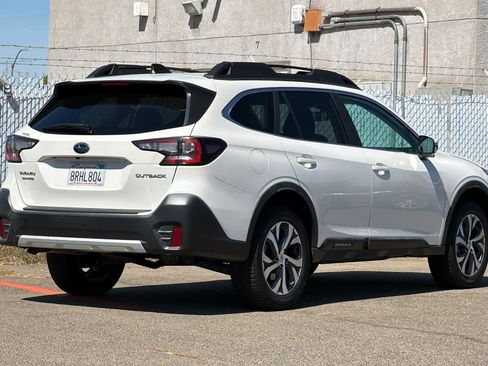 Used 2020 Subaru Outback Limited w/ Tech Package 2 AWD/4WD image 3