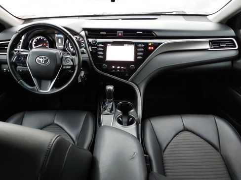 Used 2018 Toyota Camry SE w/ Protection Package (Q2) FWD image 21