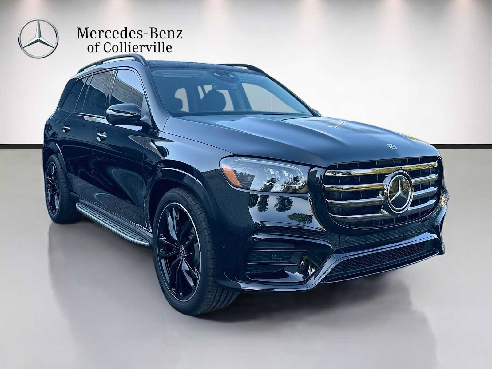 Used 2026 Mercedes-Benz GLS 580 4MATIC image 3