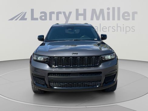 Certified 2022 Jeep Grand Cherokee L Laredo AWD/4WD image 8