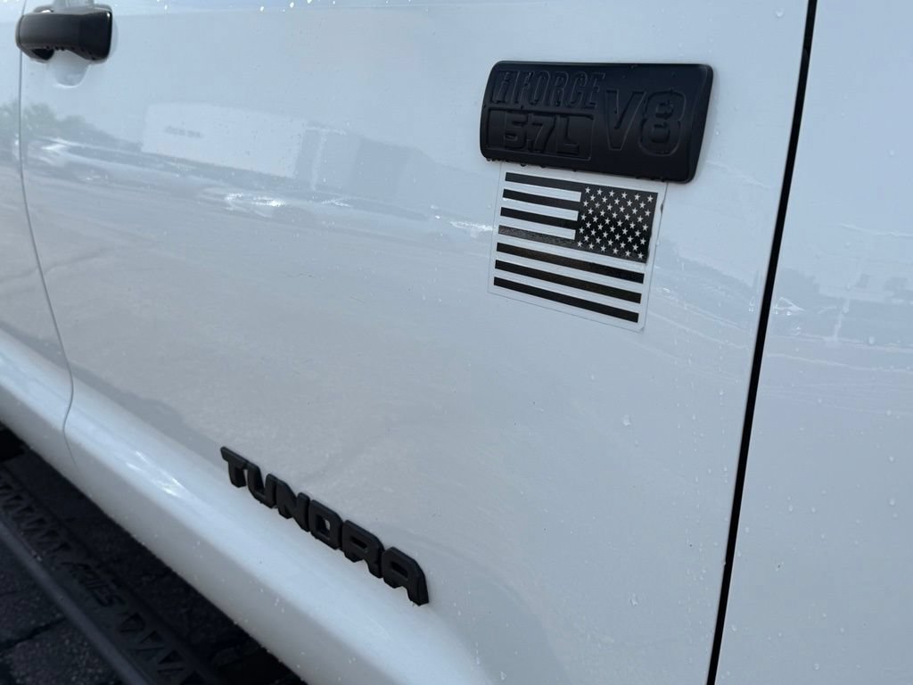 Used 2019 Toyota Tundra SR5 w/ TRD Off Road Package AWD/4WD image 4