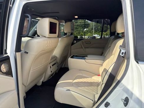 Used 2021 INFINITI QX80 Sensory w/ All-Season Package AWD/4WD image 11
