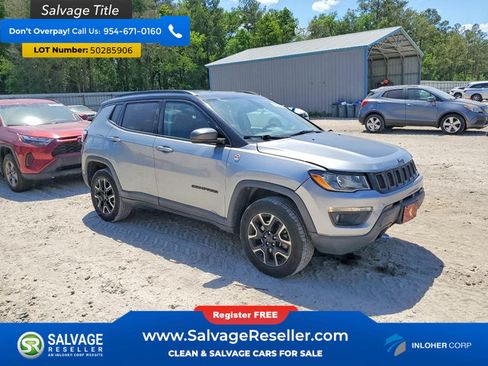 Used 2020 Jeep Compass Trailhawk AWD/4WD image 5
