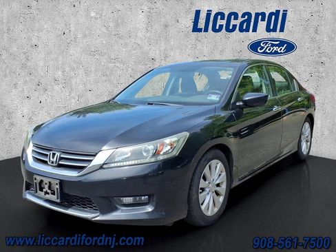 Used 2014 Honda Accord Sport image 2