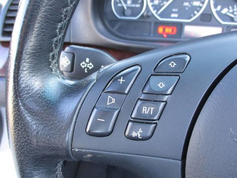 Used 2004 BMW 330Ci Convertible image 31