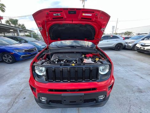Used 2020 Jeep Renegade Altitude FWD image 18