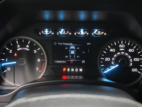Used 2019 Ford F150 XLT w/ Equipment Group 302A Luxury RWD image 16
