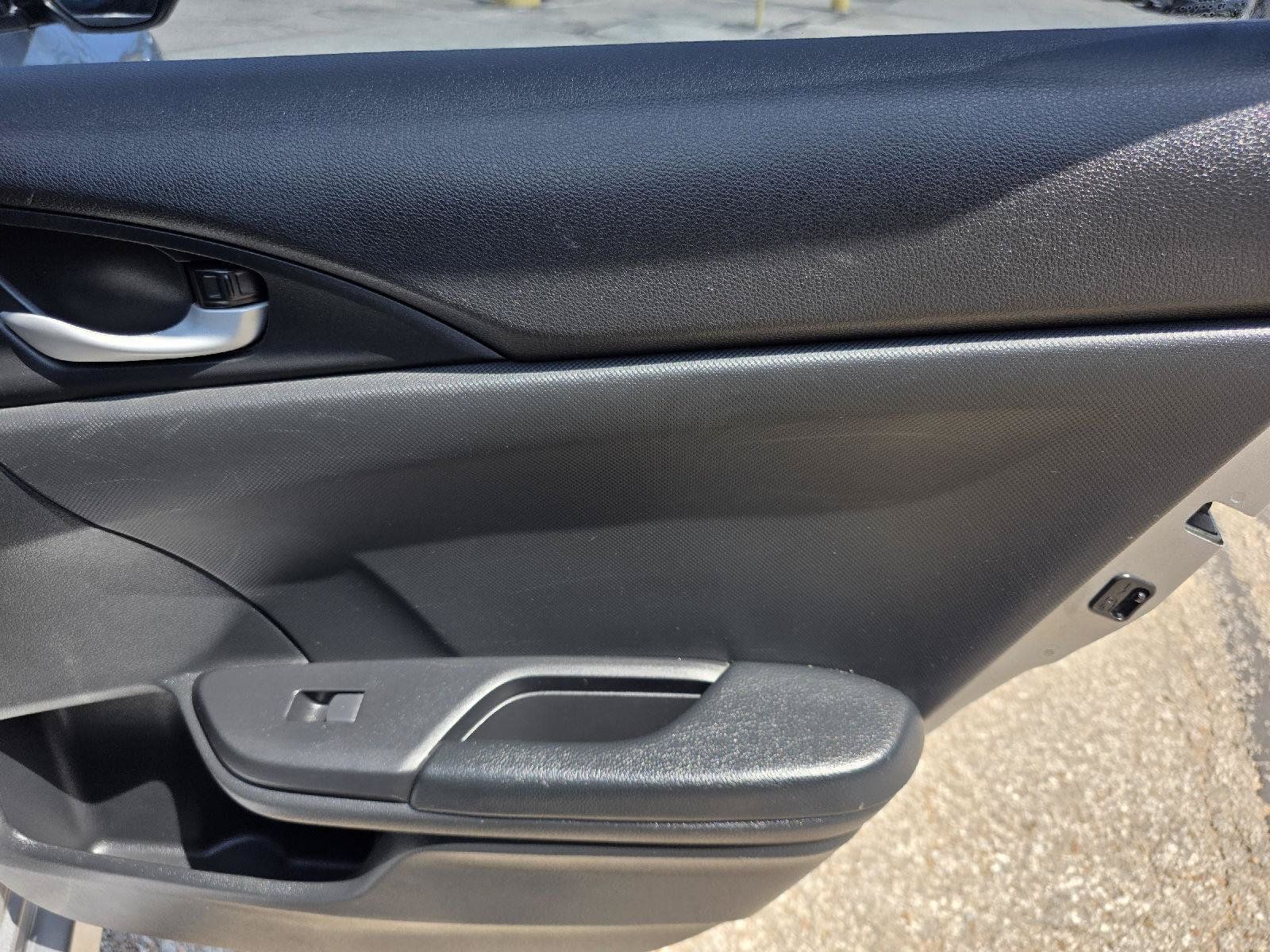 Used 2019 Honda Civic Sport image 26
