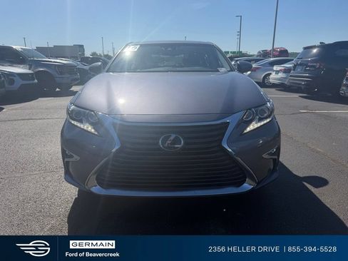 Used 2016 Lexus ES 350 w/ Luxury Package w/Wood Trim FWD image 3