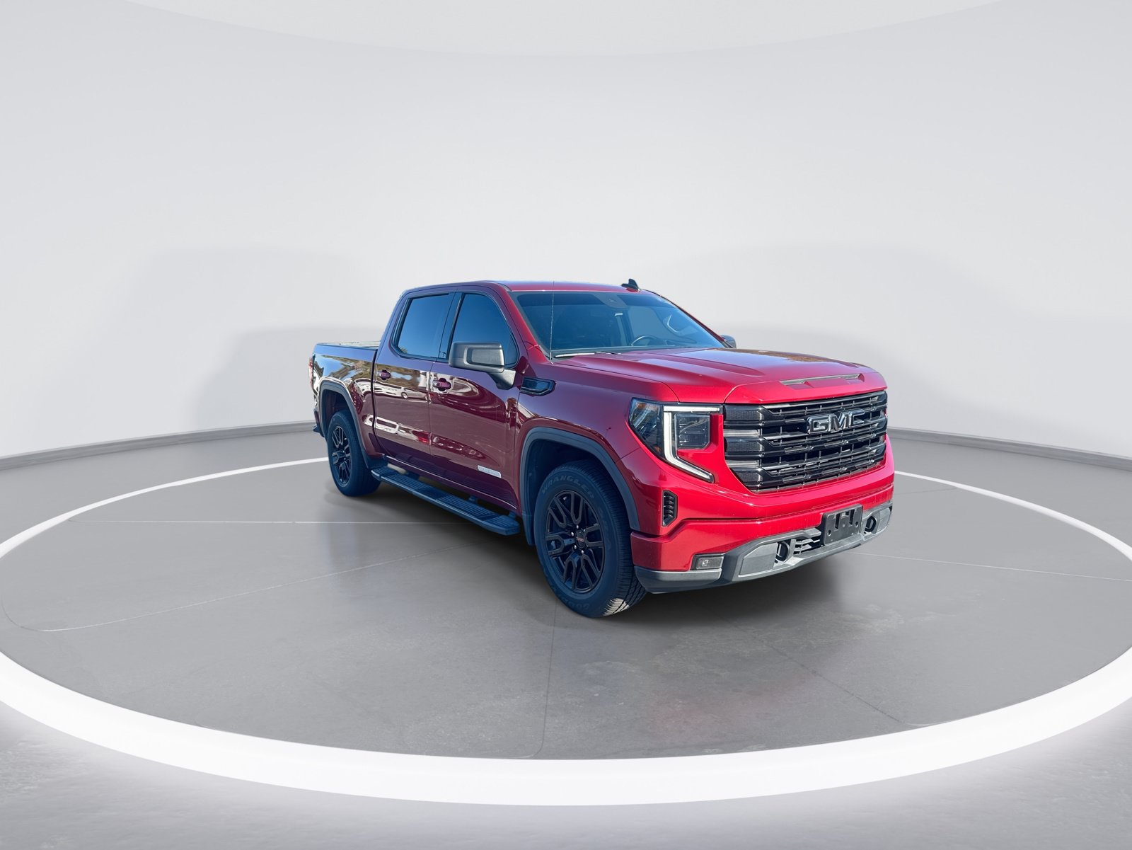 Used 2023 GMC Sierra 1500 Elevation w/ LPO, Elevation Black Package RWD image 2