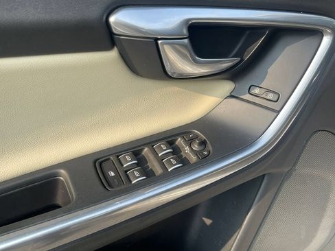 Used 2018 Volvo S60 T5 Inscription AWD/4WD image 14