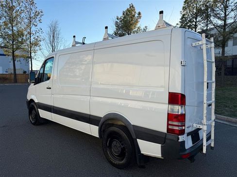 Used 2017 Mercedes-Benz Sprinter 2500 image 11