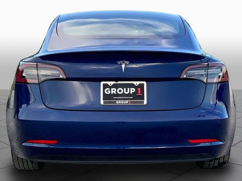 Used 2021 Tesla Model 3 Standard Range Plus RWD image 4