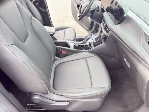 Used 2024 Buick Encore GX Sport Touring image 28