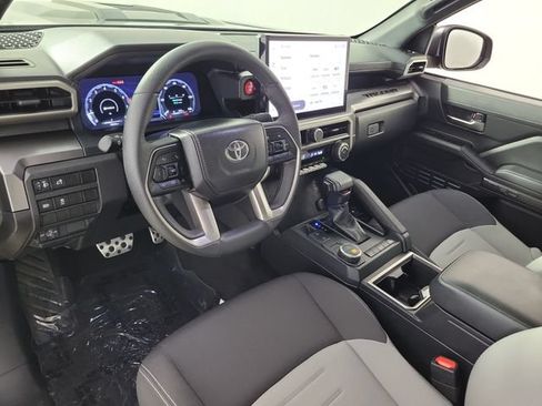 Used 2025 Toyota Tacoma TRD Sport RWD image 18