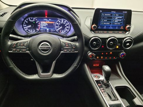 Used 2023 Nissan Sentra SV FWD image 22