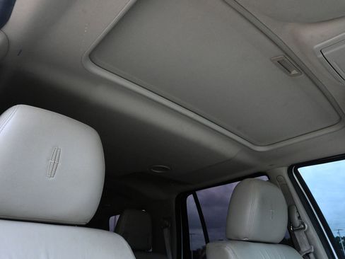 Used 2013 Lincoln Navigator 2WD w/ HD Trailer Tow Pkg image 27