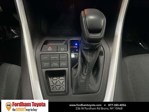 Used 2024 Toyota RAV4 LE image 25