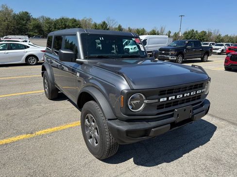 Used 2025 Ford Bronco Big Bend image 3