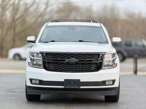 Used 2016 Chevrolet Suburban LT image 5