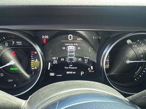 Used 2023 Jeep Wrangler Unlimited Rubicon 4xe w/ Cold Weather Group AWD/4WD image 17