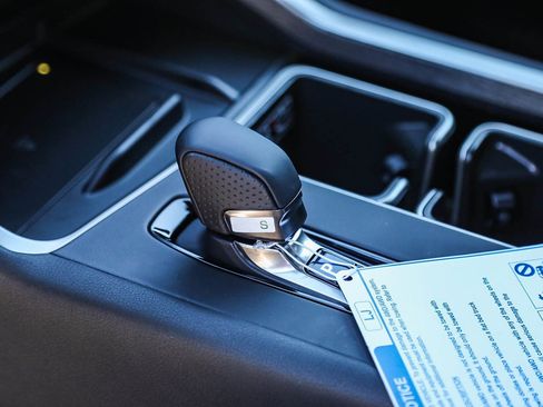 New 2026 Lexus TX 500h AWD image 20