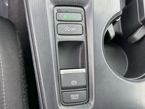 Used 2023 Honda Civic LX image 25