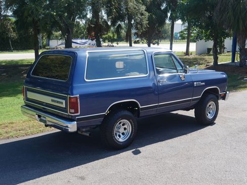 Used 1988 Dodge Ramcharger 4WD image 42