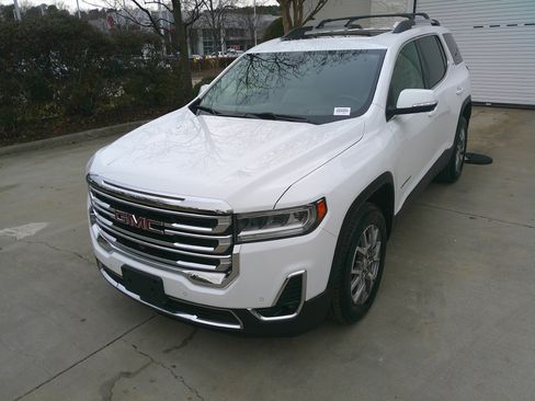 Used 2021 GMC Acadia SLT w/ Technology Package image 6