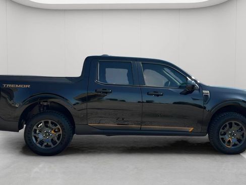 Used 2025 Ford Maverick Tremor AWD/4WD image 4