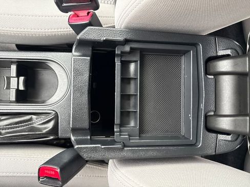 Used 2017 Subaru Forester 2.5i w/ Alloy Wheel Package image 26