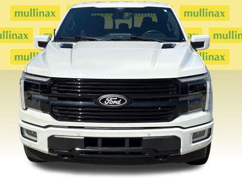 Certified 2025 Ford F150 Platinum w/ FX4 Off-Road Package AWD/4WD image 15